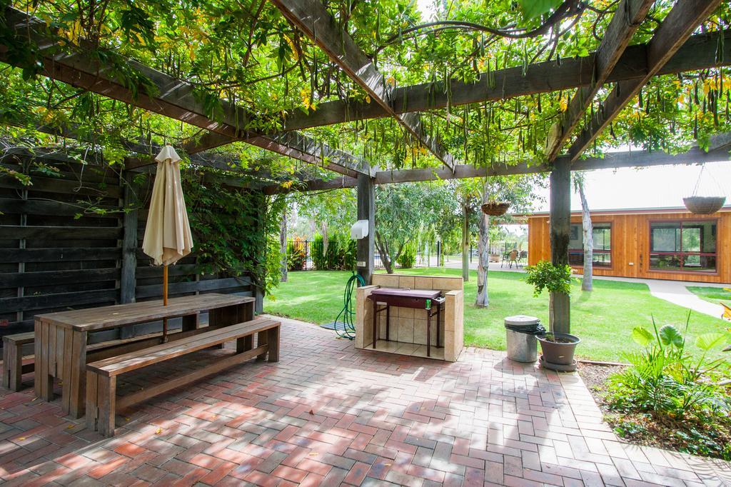 Perricoota Vines Retreat Ξενοδοχείο Moama Εξωτερικό φωτογραφία
